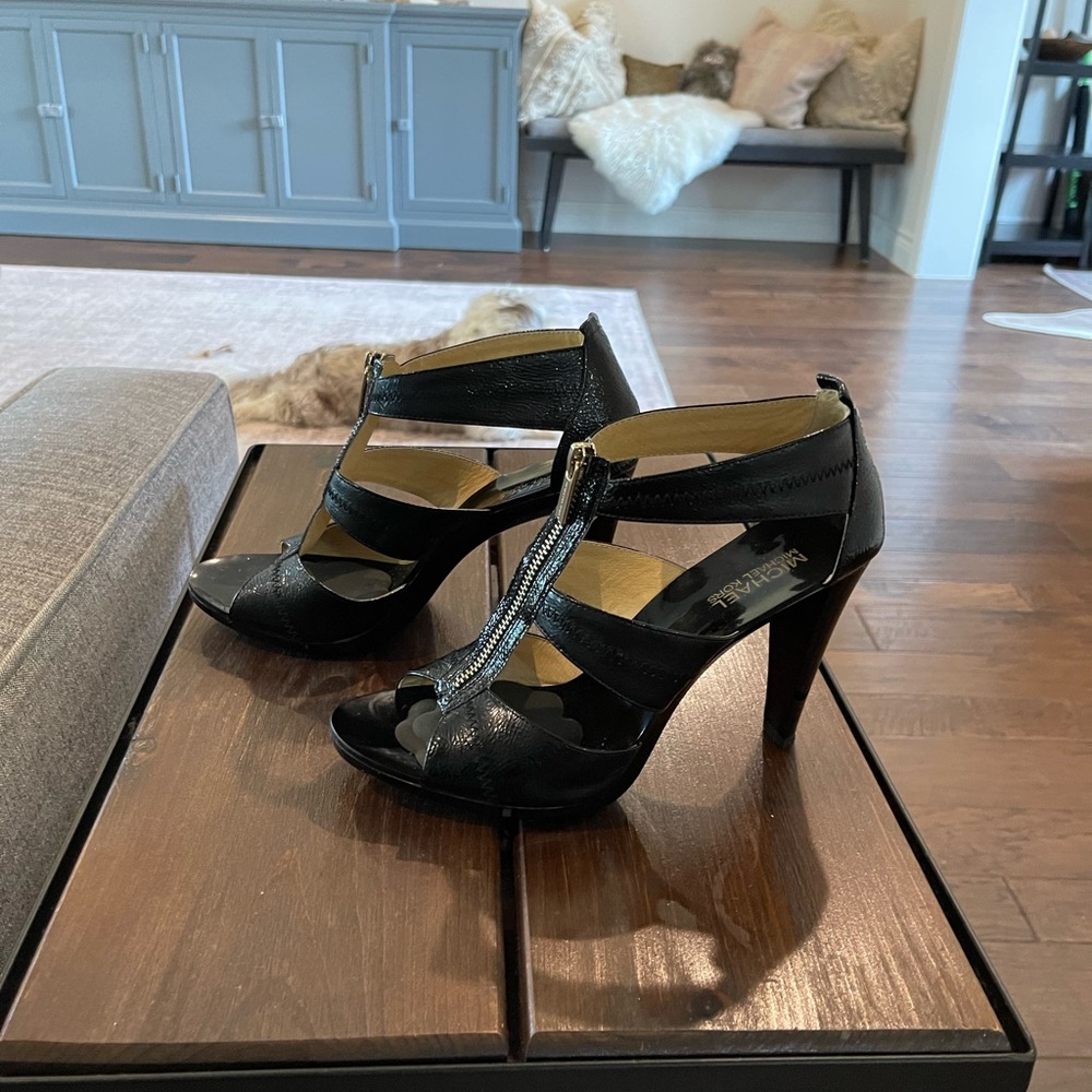 Michael Kors patent heels 8.5 sexy, great shape!